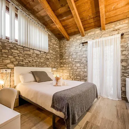 Agroturismo El Forn De Freixenet Con Servicios De Un