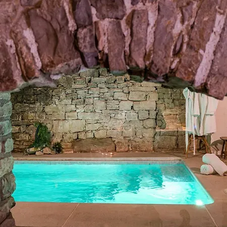 Agroturismo El Forn De Freixenet Con Servicios De Un