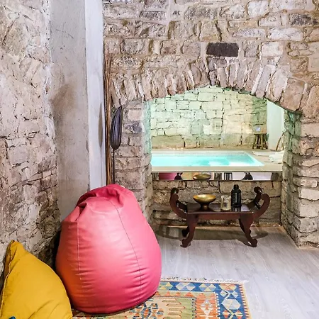 Agroturismo El Forn De Freixenet Con Servicios De Un Lleida