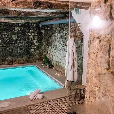 El Forn De Freixenet Con Servicios De Un Agroturismo