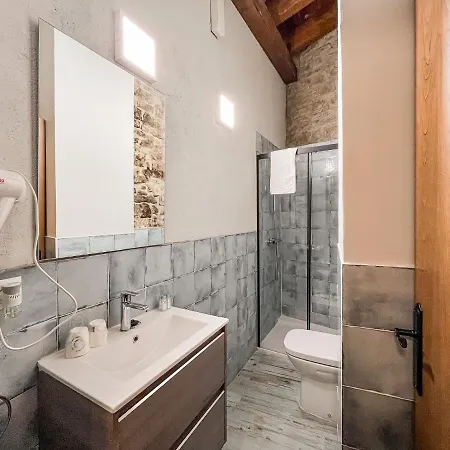 Agroturismo El Forn De Freixenet Con Servicios De Un *