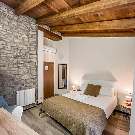 Agroturismo El Forn De Freixenet Con Servicios De Un